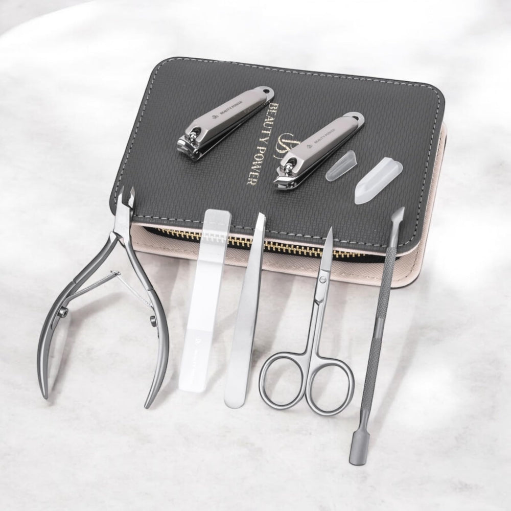 Ciseaux Beauty Power pour ongles en inox, coupe précise.