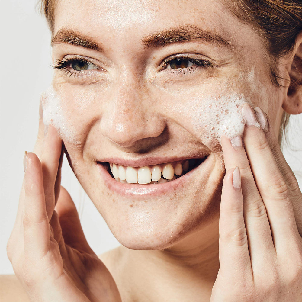 BeautyBio Balance : nettoyage visage et yeux en douceur, sans irritations.