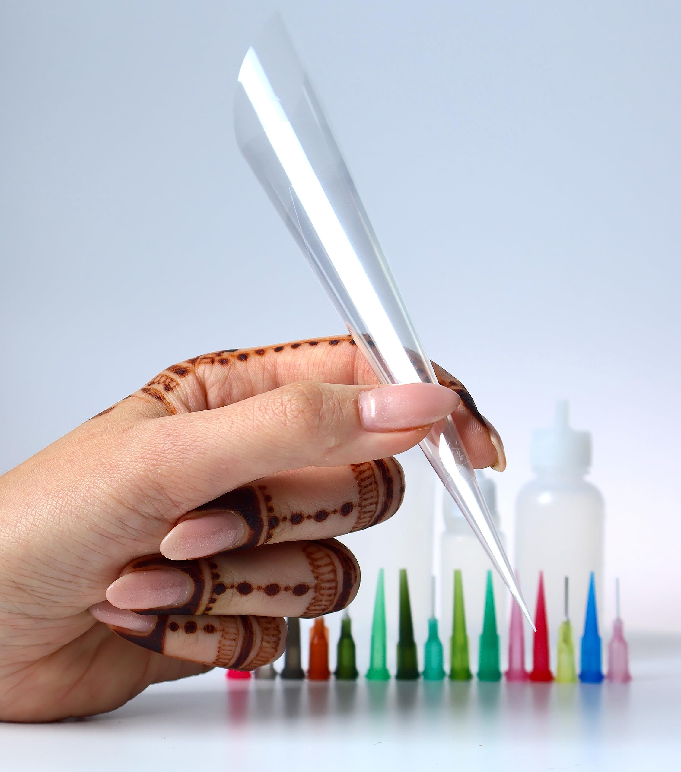 Cône applicateur cellophane BEAUTYMEHNDI STORE pour remplissage propre et précis.