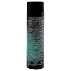 Bed Head Catwalk brillance et douceur – cheveux soyeux apres lavage.