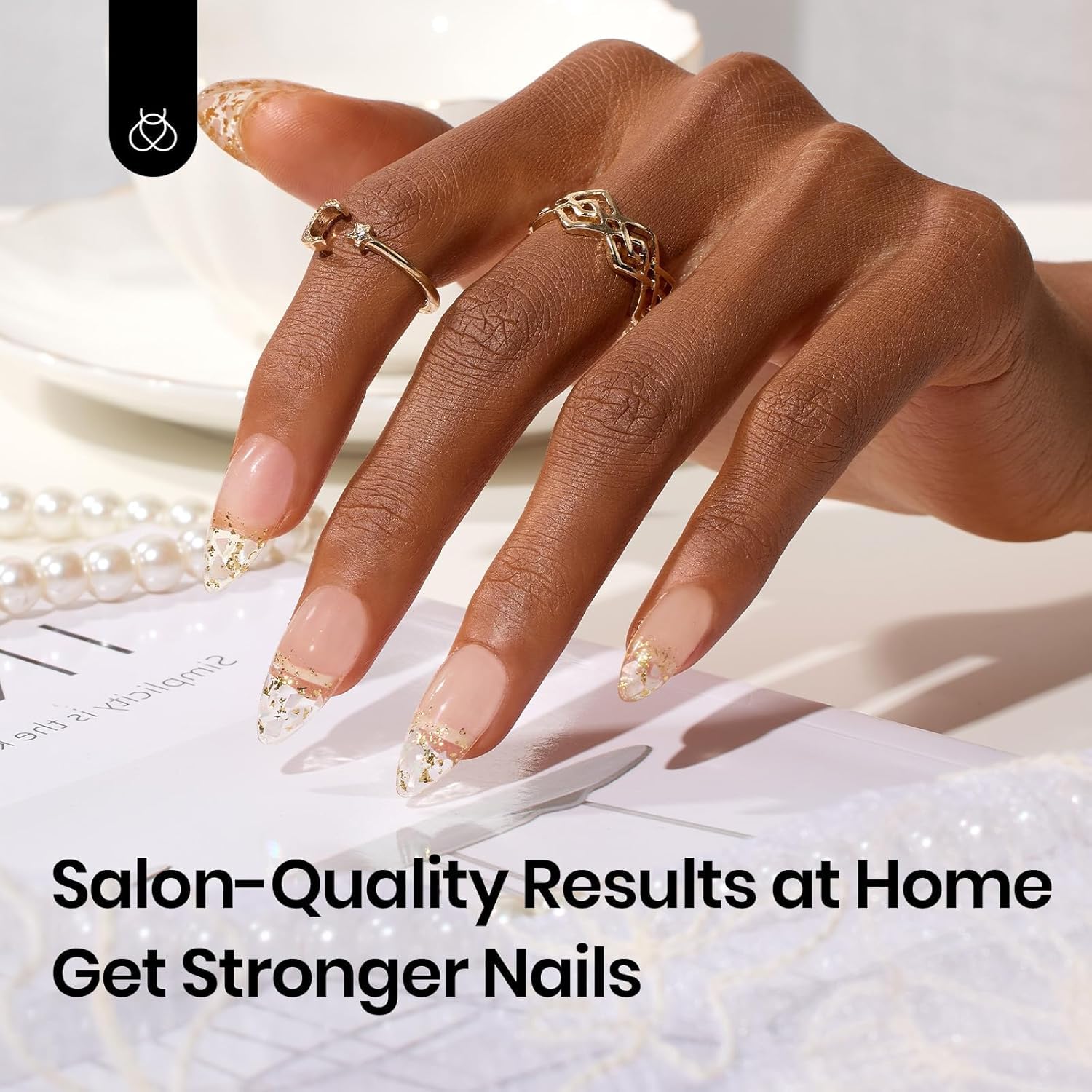 Beetles Builder Gel, sceller l'art des ongles avec brillance durable.
