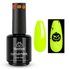 Beetles Gel Nail Polish jaune lumineux sur flacon offre un éclat nocturne.