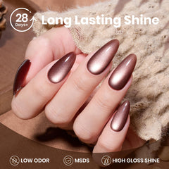 Beetles Gel Polish Cat Eye brun Cinnamon Girl, effet café chic pour sorties et rendez-vous.