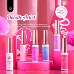 Beetles Gel Polish – liner rose pâle pour une ligne française subtile et élégante.