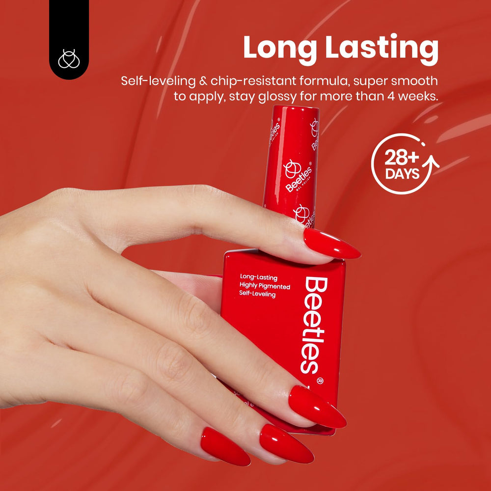 Beetles Gel Polish rose pâle, convient pour un style neutre et chic.