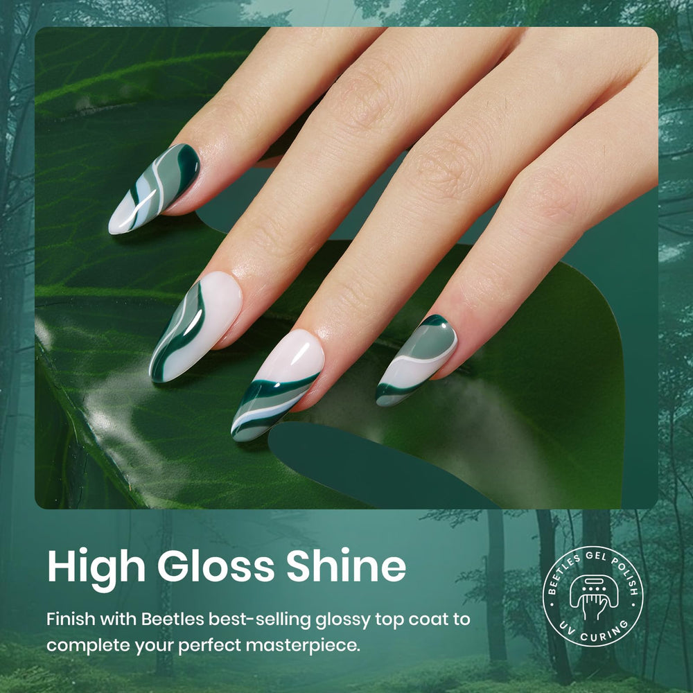 Beetles Gel Polish Vert Palais, nuance sophistiquée et chic.