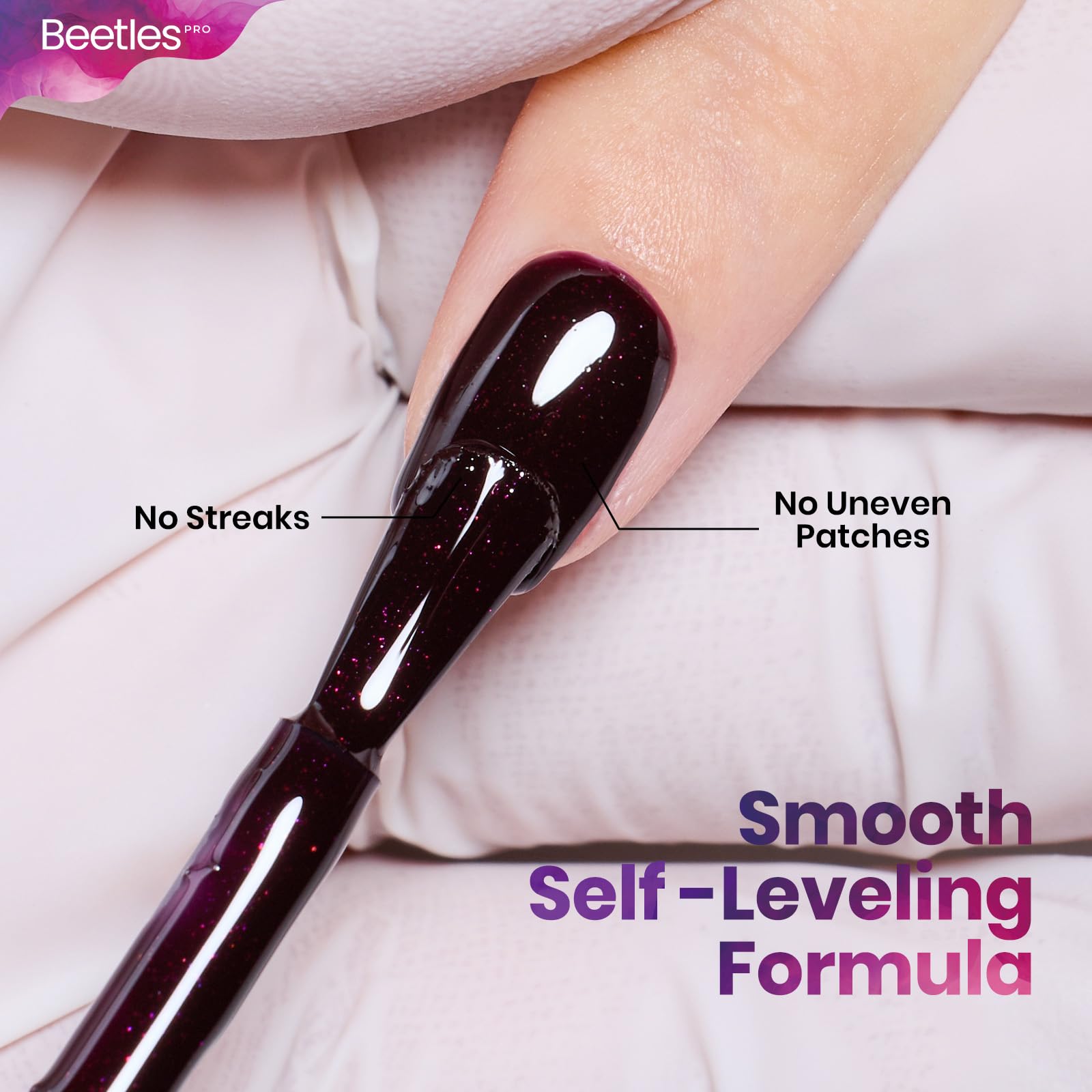 Beetles Pro Vernis Gel: base et top coat compatibles pour plus de tenue.