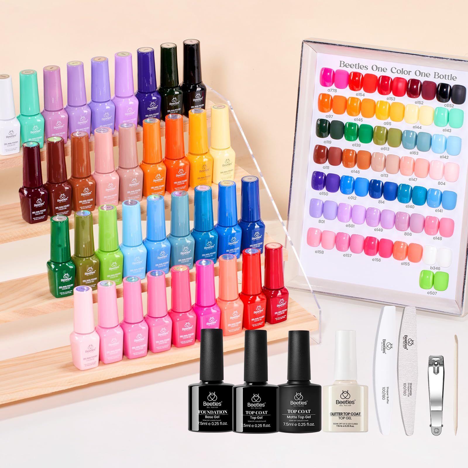 Beetles Gel Vernis pour artistes des ongles et motifs variés.