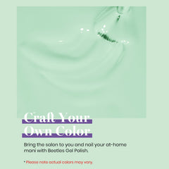 Couche de gel menthe sur un ongle naturel avec finish discret