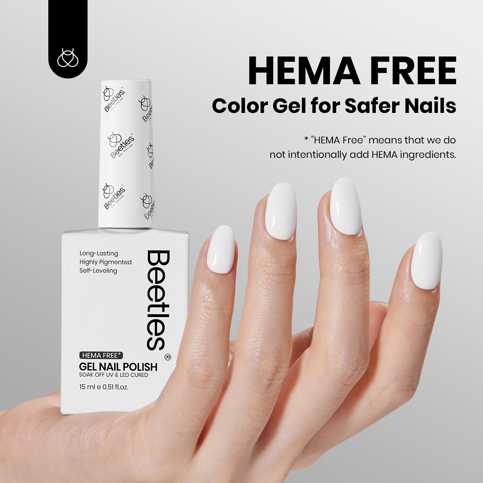 Beetles White Rhythm : application sur ongle pour une manucure précise et homogène.