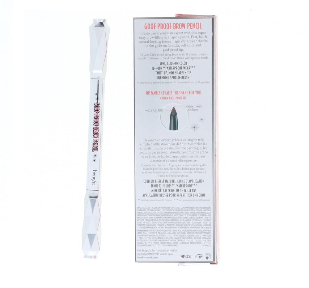 Goof Proof de Benefit, texture crème facile à appliquer pour un tracé précis.