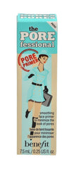 Texture soyeuse et légère qui prépare la peau sans surcharge.