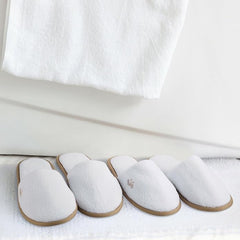 Chaussons Bergman Kelly gris texturés, design moderne et discret