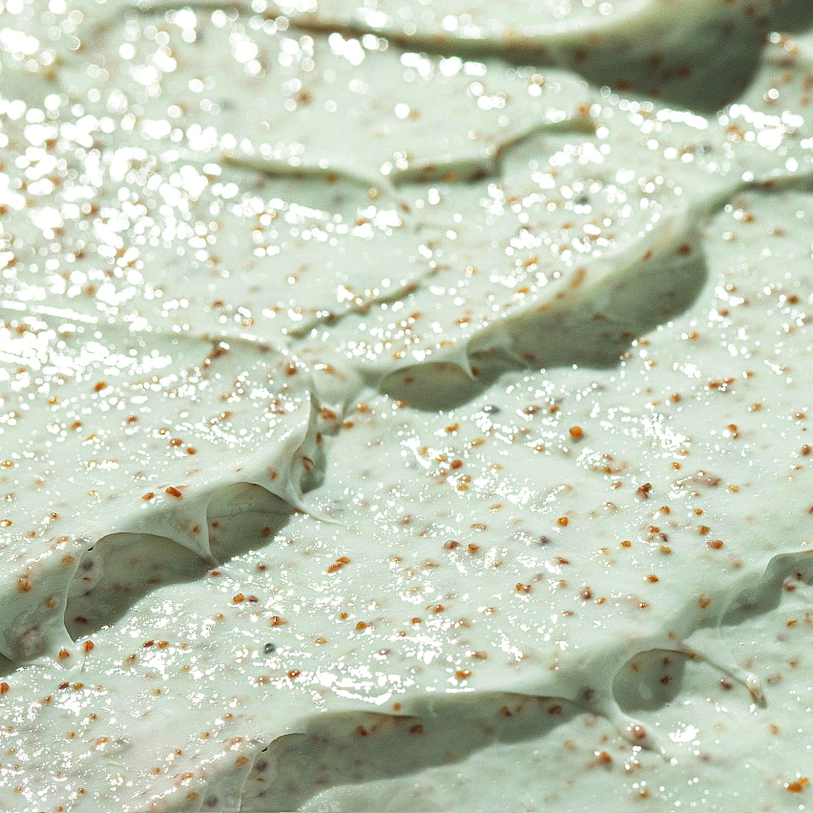 Berlaney natural exfoliation ingredients highlight organic shea butter and coconut.