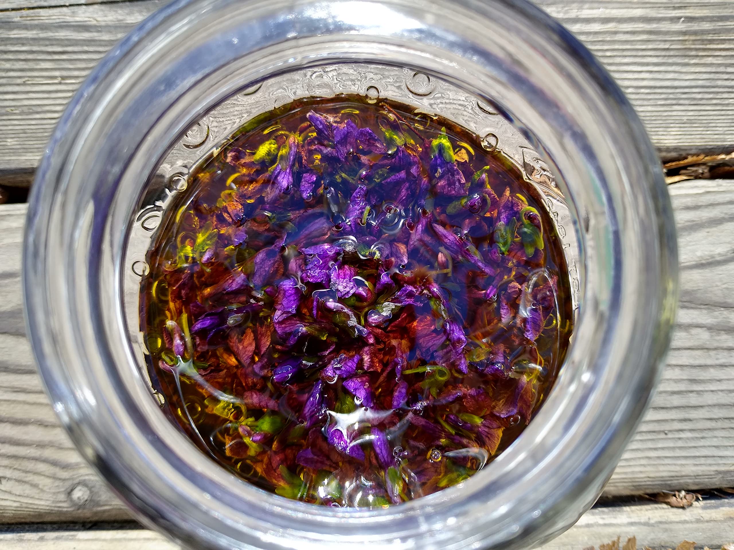 Berry Beautiful huile framboise, application sur peau, offre hydratation rapide et douceur.