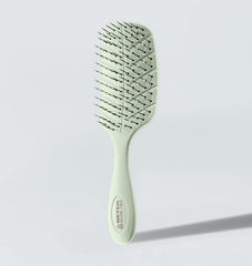 Beter Detangling Eco Brush démêle les cheveux mouillés sans tiraillement
