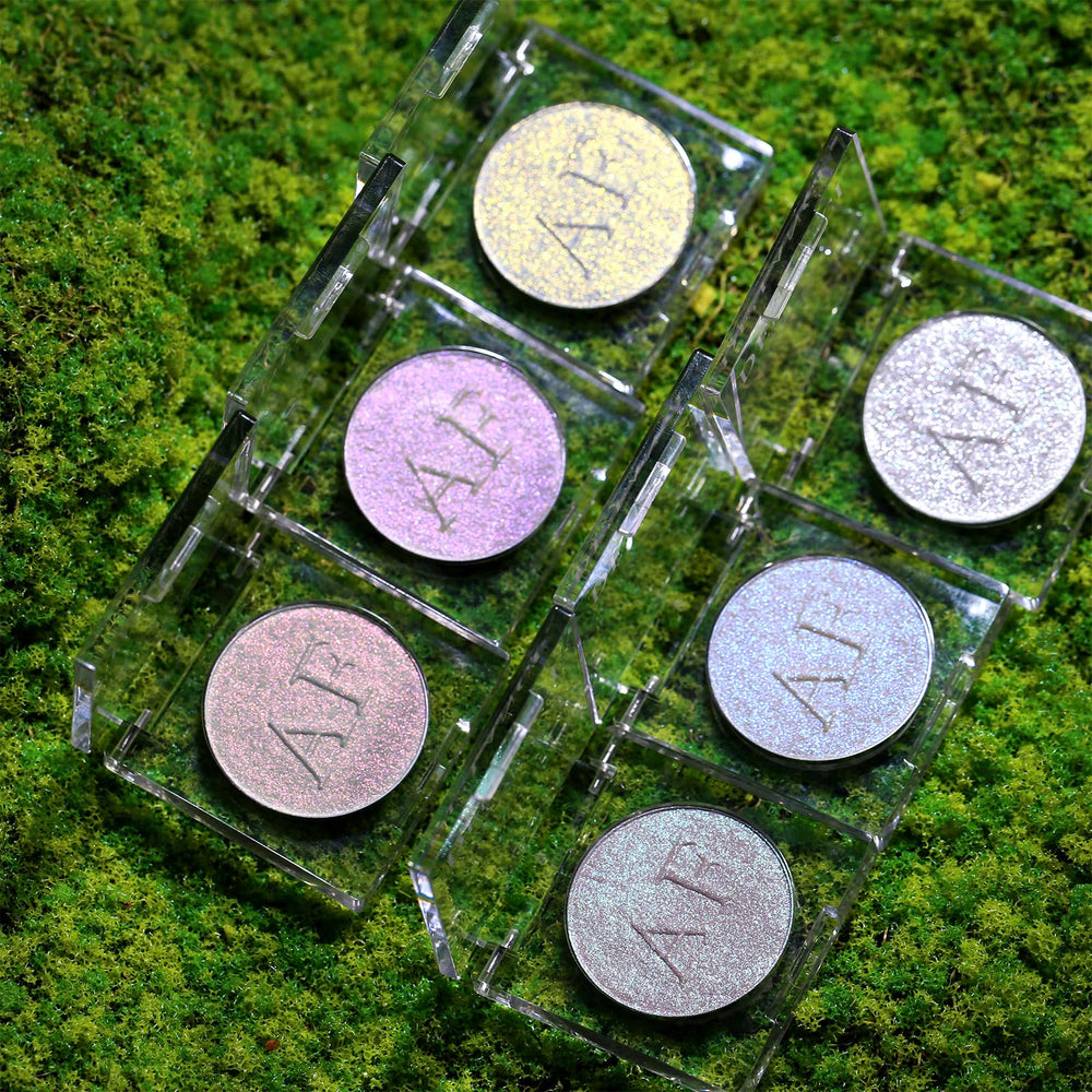 BEUSELF éclat quotidien visage et corps pour un glow discret.
