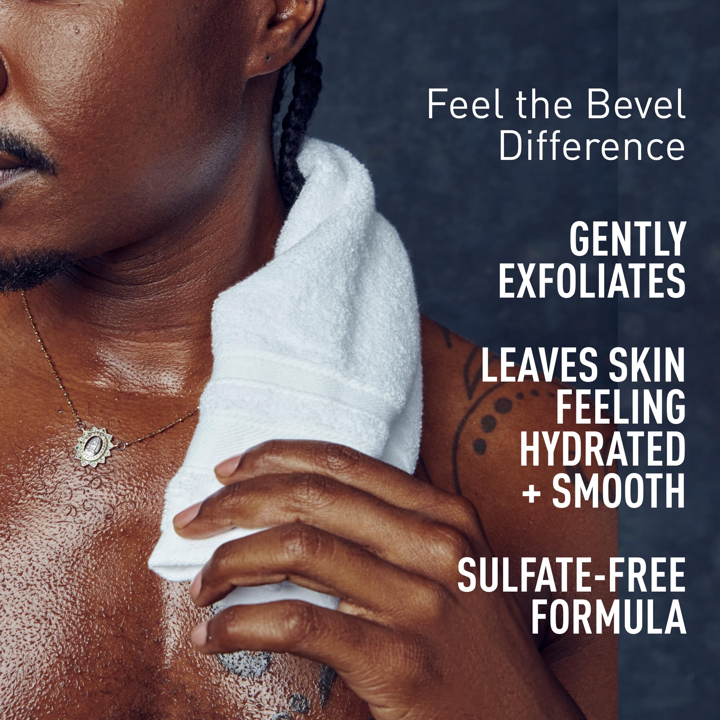 Bevel Exfoliant douche, micro-billes hydratantes pour nettoyer et revitaliser la peau.