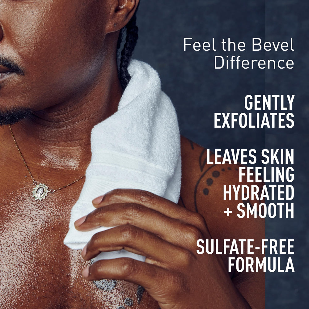 Bevel Exfoliant douche, micro-billes hydratantes pour nettoyer et revitaliser la peau.