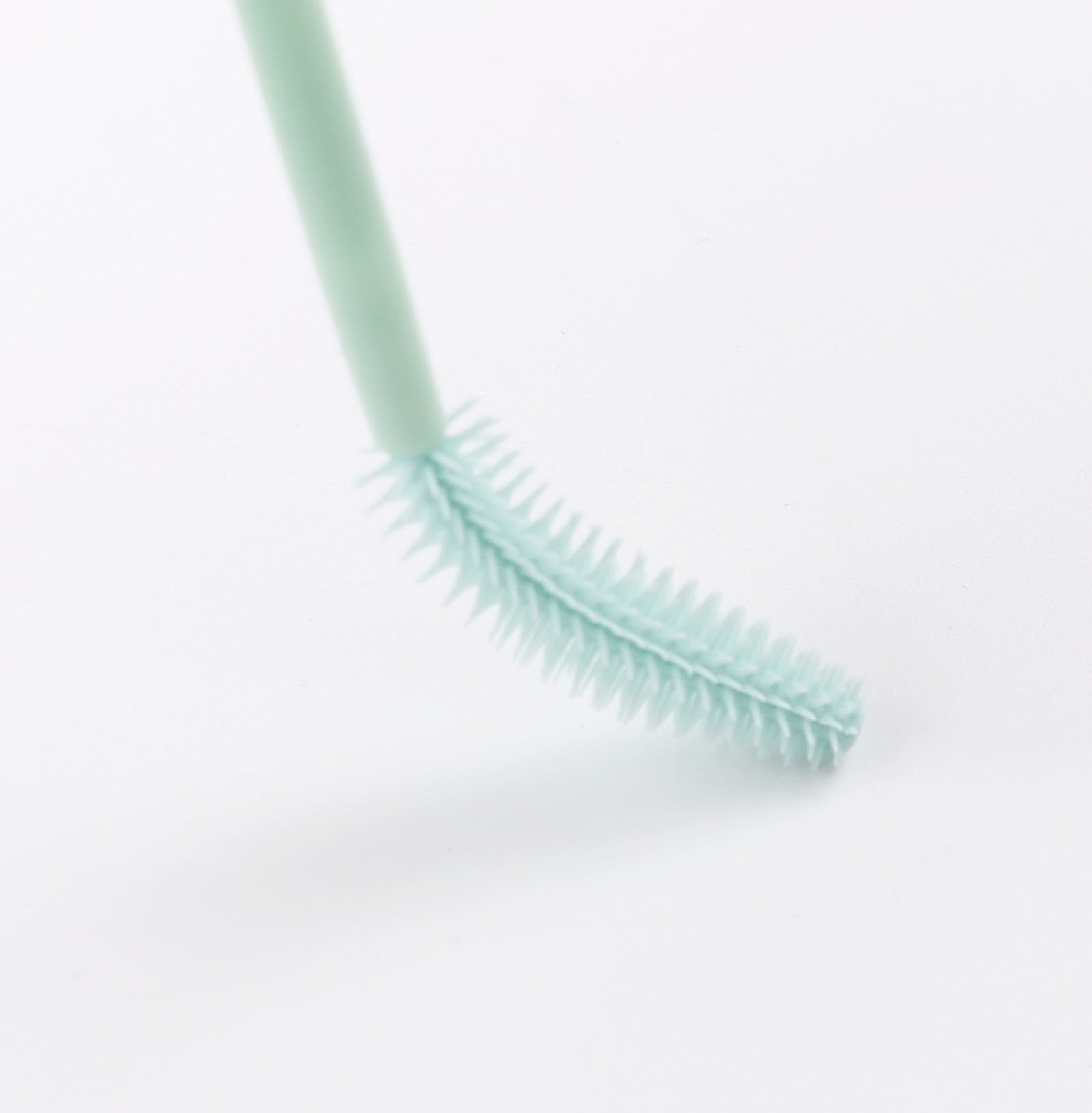 BIHRTC embout flexible pour mise en forme précise des cils.