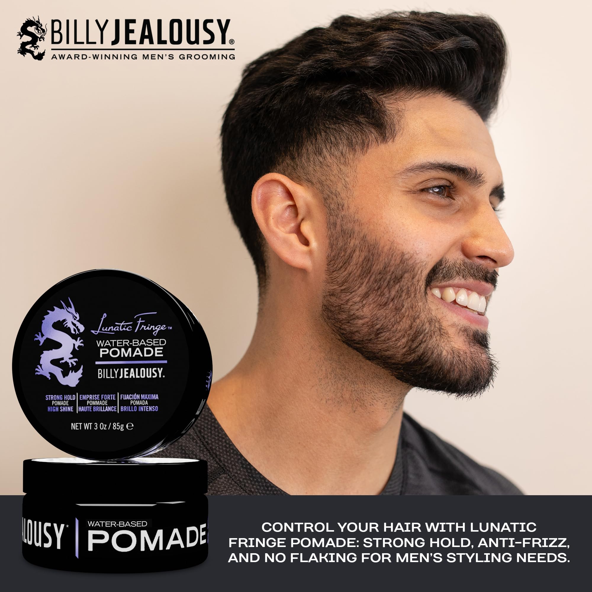 Texture satinée et brillance contrôlée avec Lunatic Fringe Pomade.