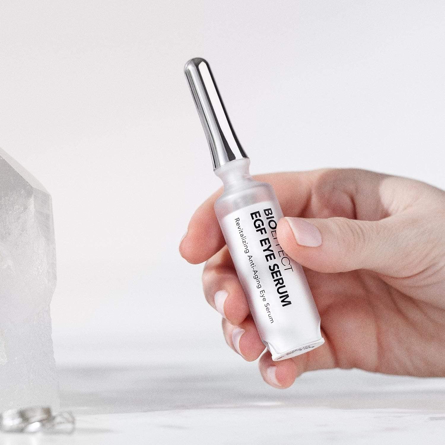 Utilisation jour et nuit possible avec le roller pour une routine simplifiée.