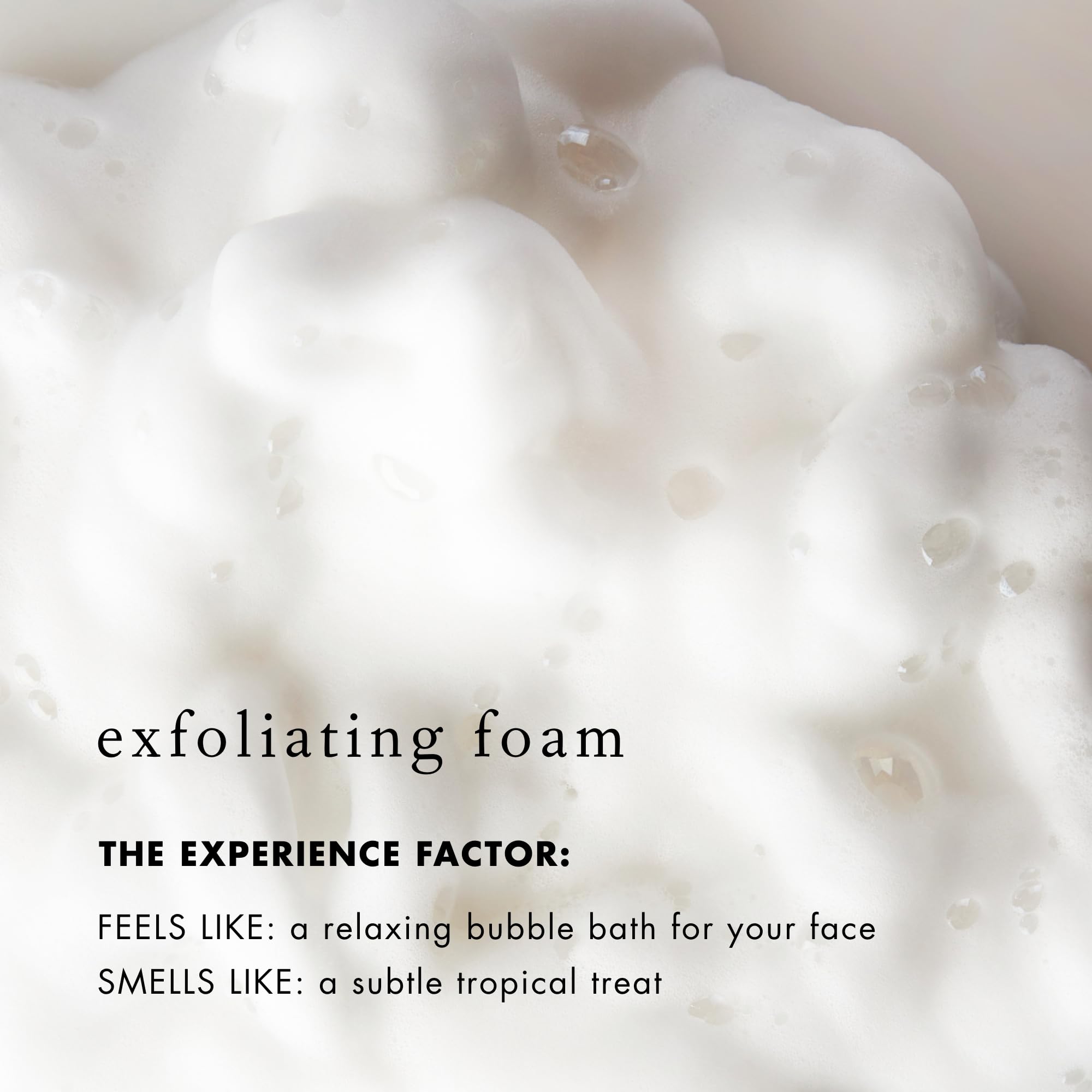 Bioelements Flash Foam Cleanser, arôme tropical subtil et expérience sensorielle agréable.