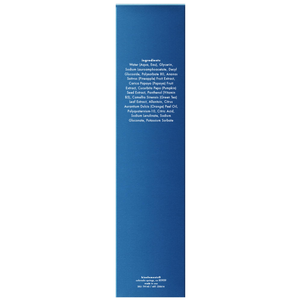 Bioelements Flash Foam Cleanser, mousse légère exfoliante pour peau éclatante.