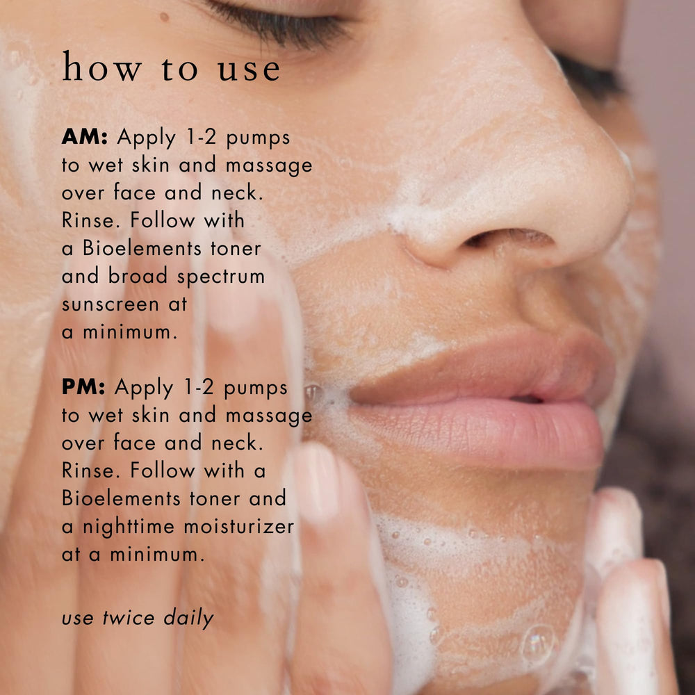 Bioelements Flash Foam Cleanser, utilisation nocturne pour nettoyage en profondeur sans dessèchement.