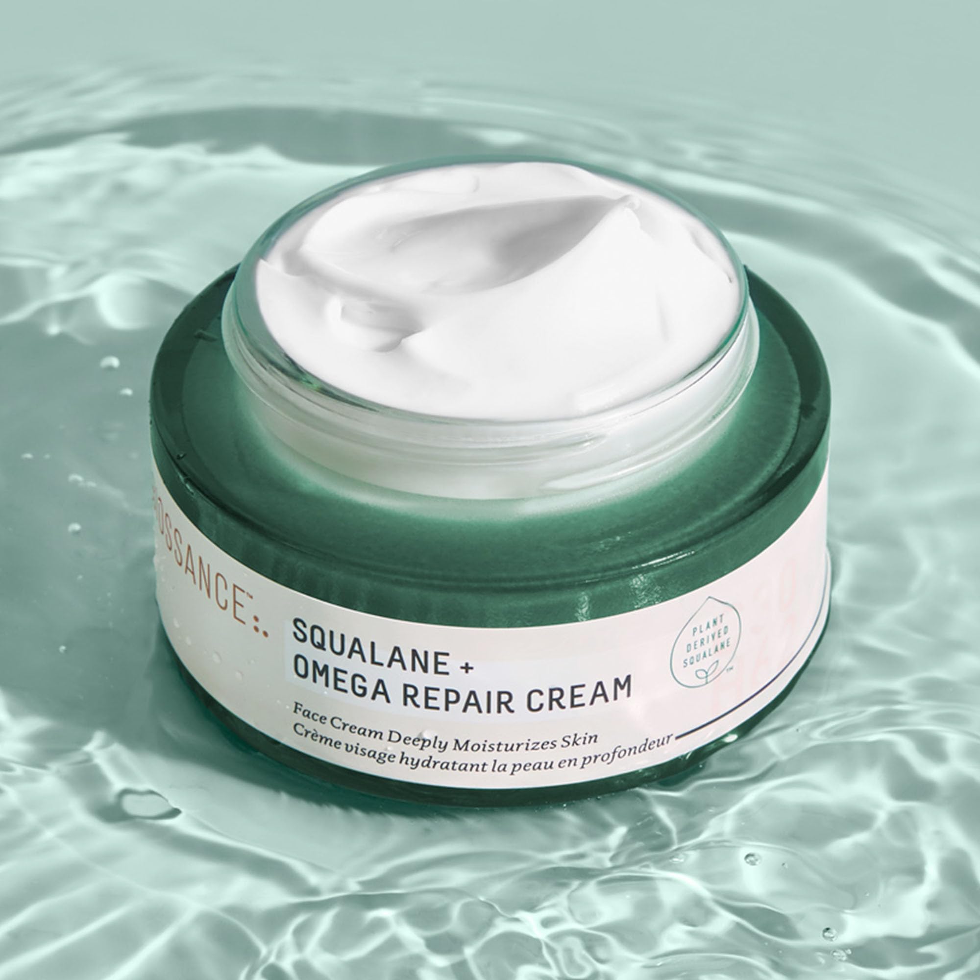 BIOSSANCE Texture légère laissant la peau lisse et lumineuse