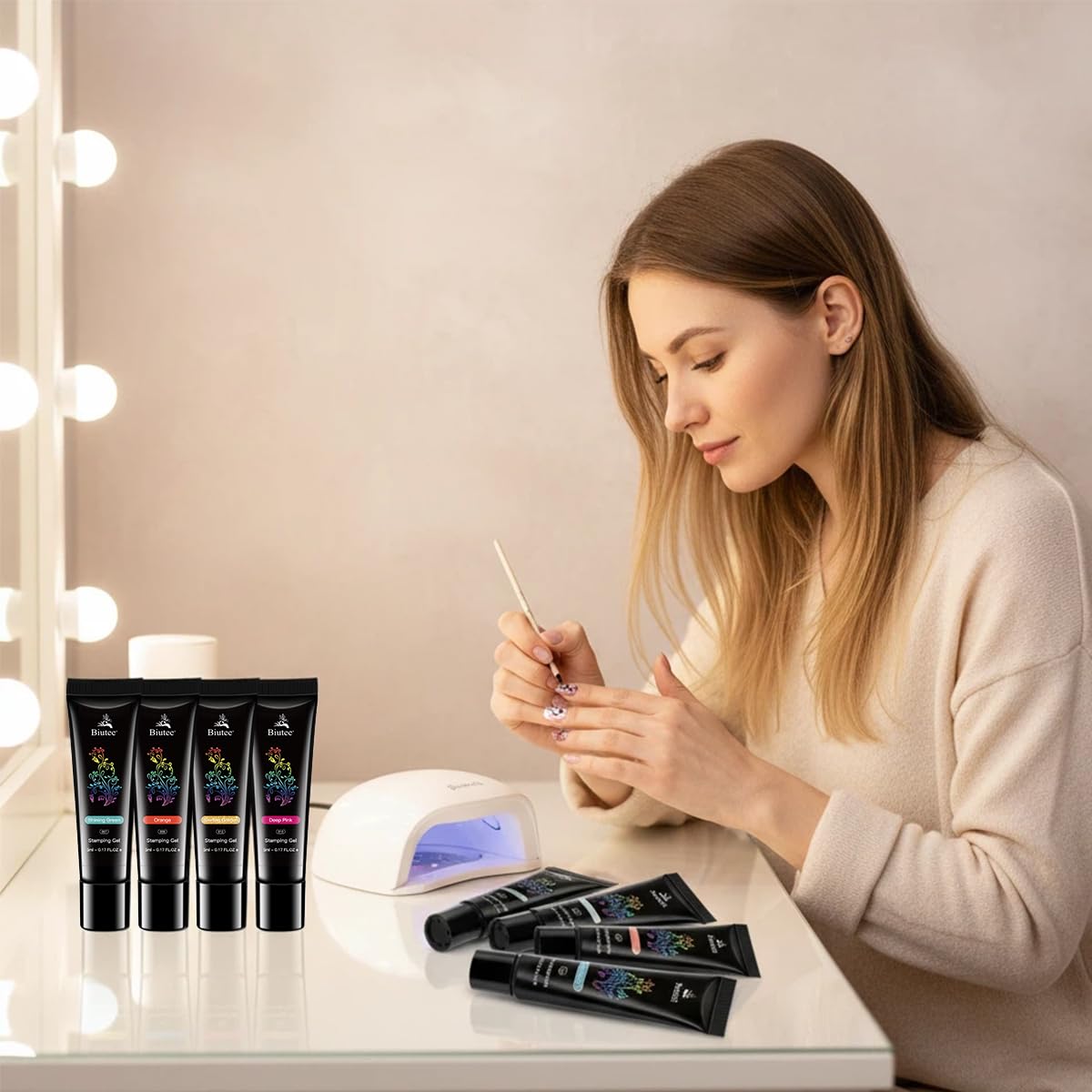 Biutee Vernis Gel Stamper application rapide lors d’une séance manucure
