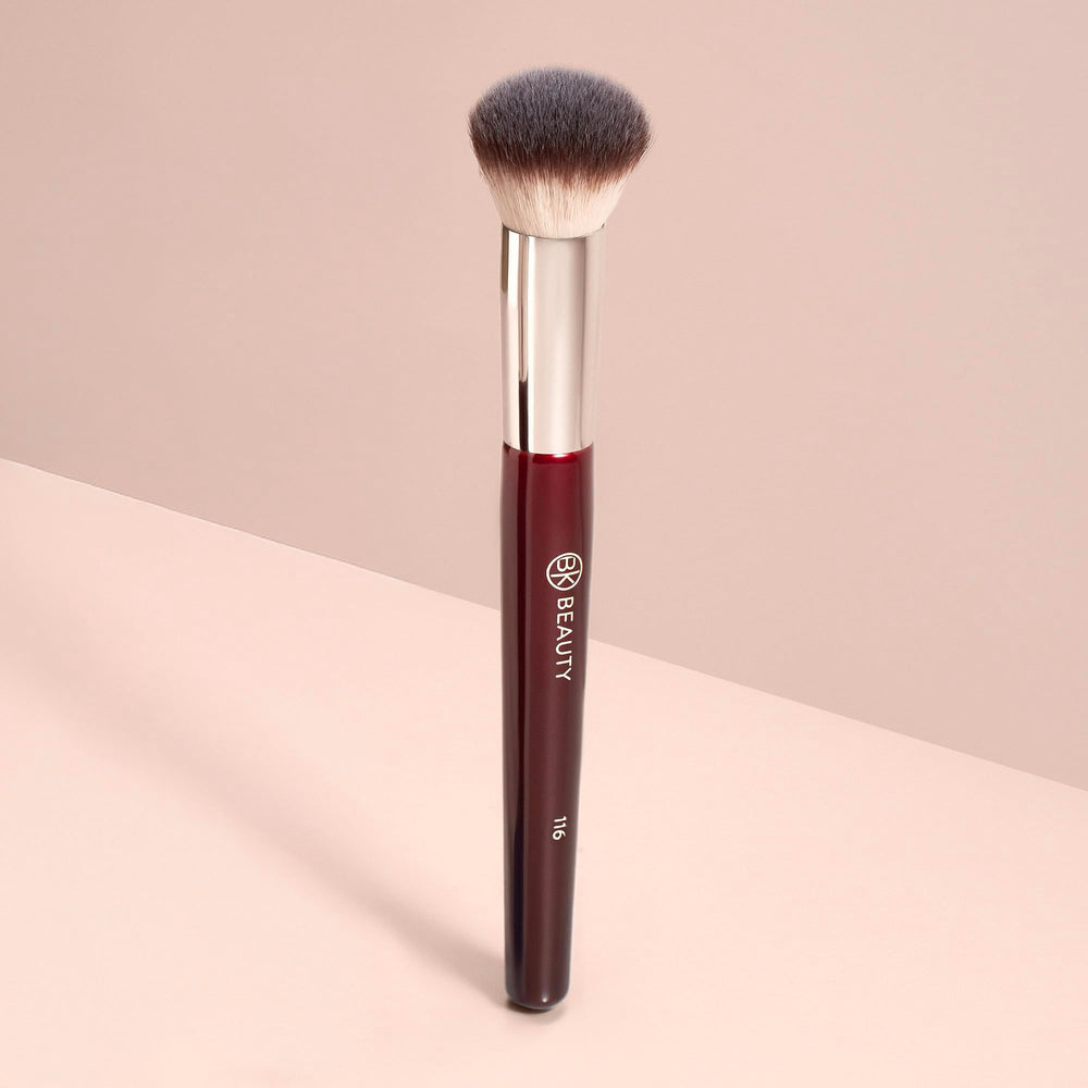 BK BEAUTY 116 pinceau compact rond pour fond de teint — application précise zones difficiles