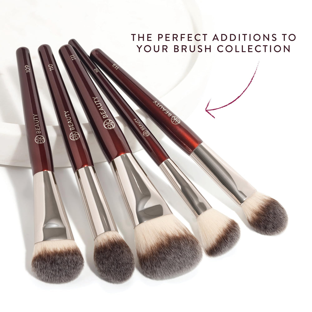 Ensemble pinceaux visage BK Beauty Core Line, outil pro durable et polyvalent.