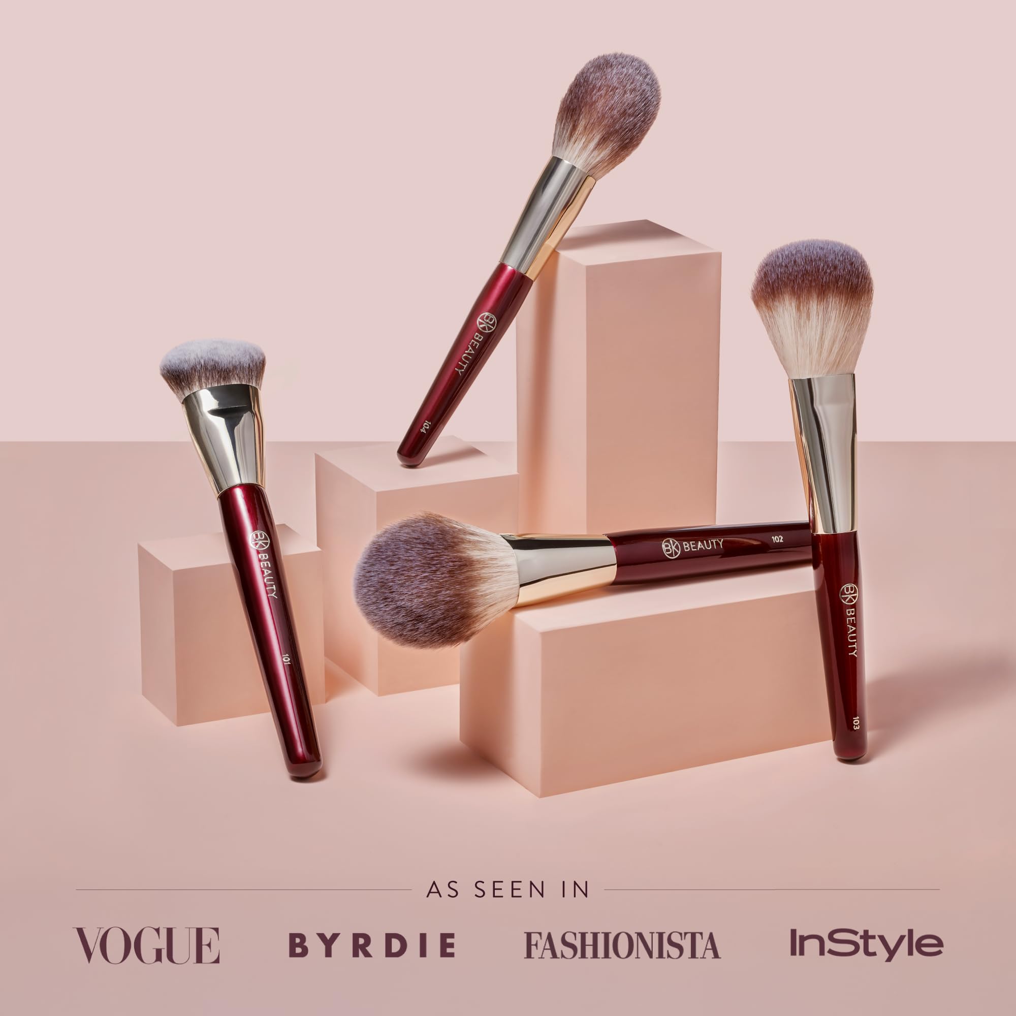 BK BEAUTY pinceau poudre large pour une couvrance légère et homogène