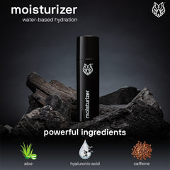 Application sur le visage avec Black Wolf, peau fraîche.