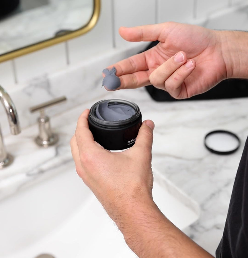 Base eau pour coiffage léger et lavable avec Black Wolf.