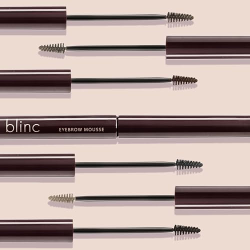 Blinc Mousse Sourcils emballage pratique pour usage quotidien.