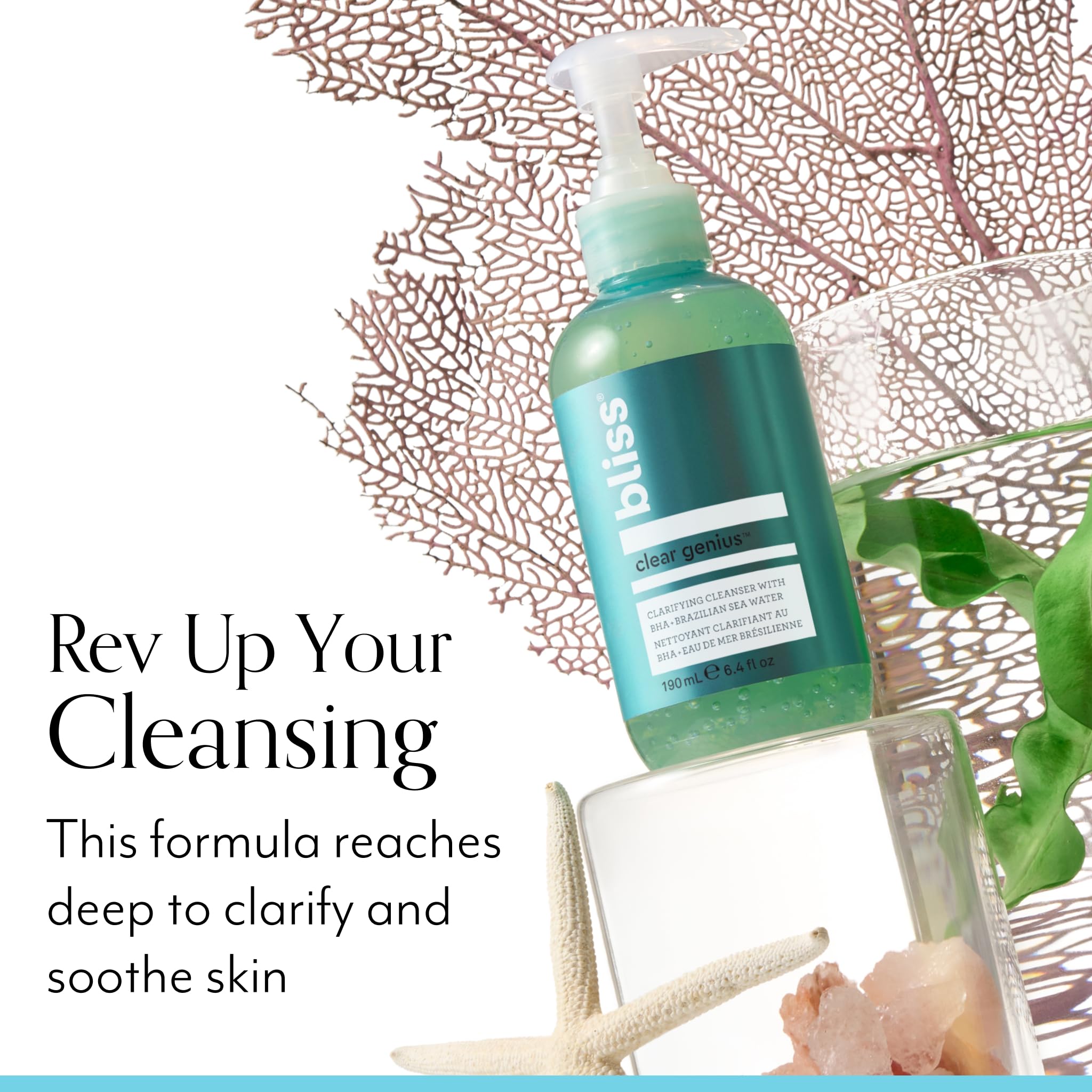 Bliss Clear Genius s’applique facilement par massage doux pour une peau fraîche.