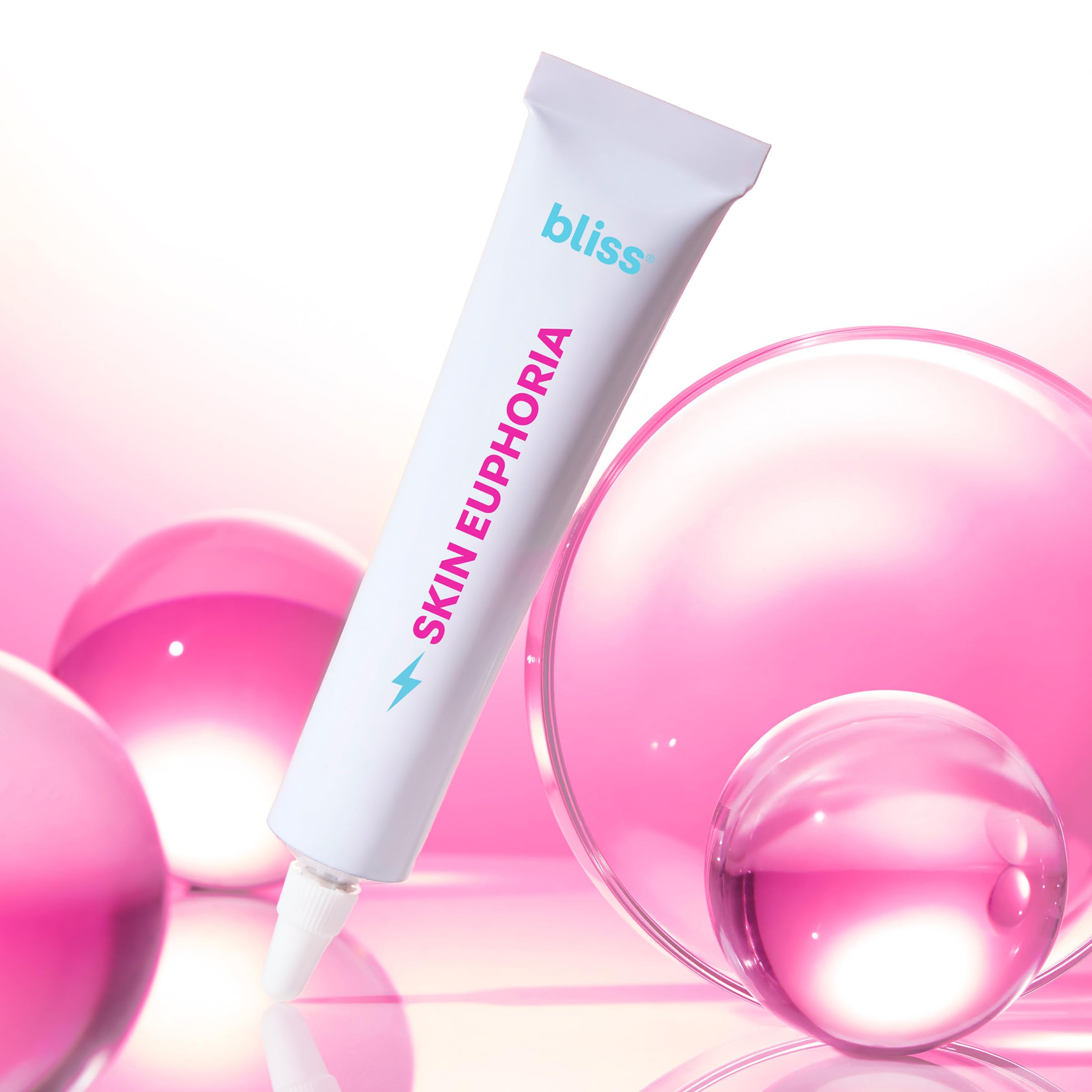 Bliss Skin Euphoria sérum jeunesse lumineuse — effet visuel potentiel.