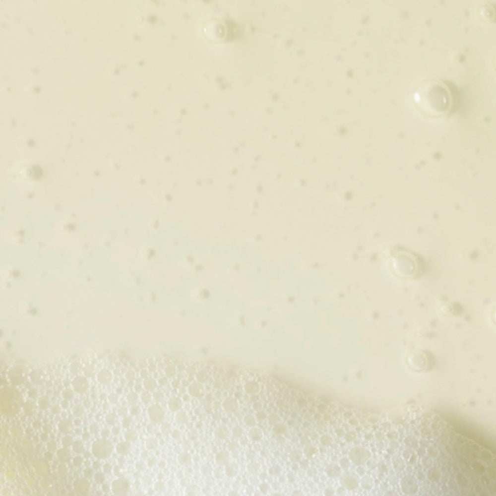 Bliss Soapy Suds s’applique sur peau mouillée puis rince.