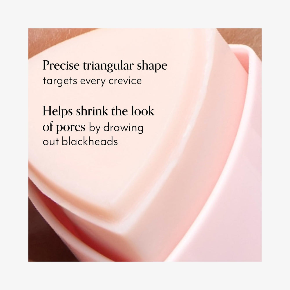 Zone nez traitée par Bliss pour pores plus nets.
