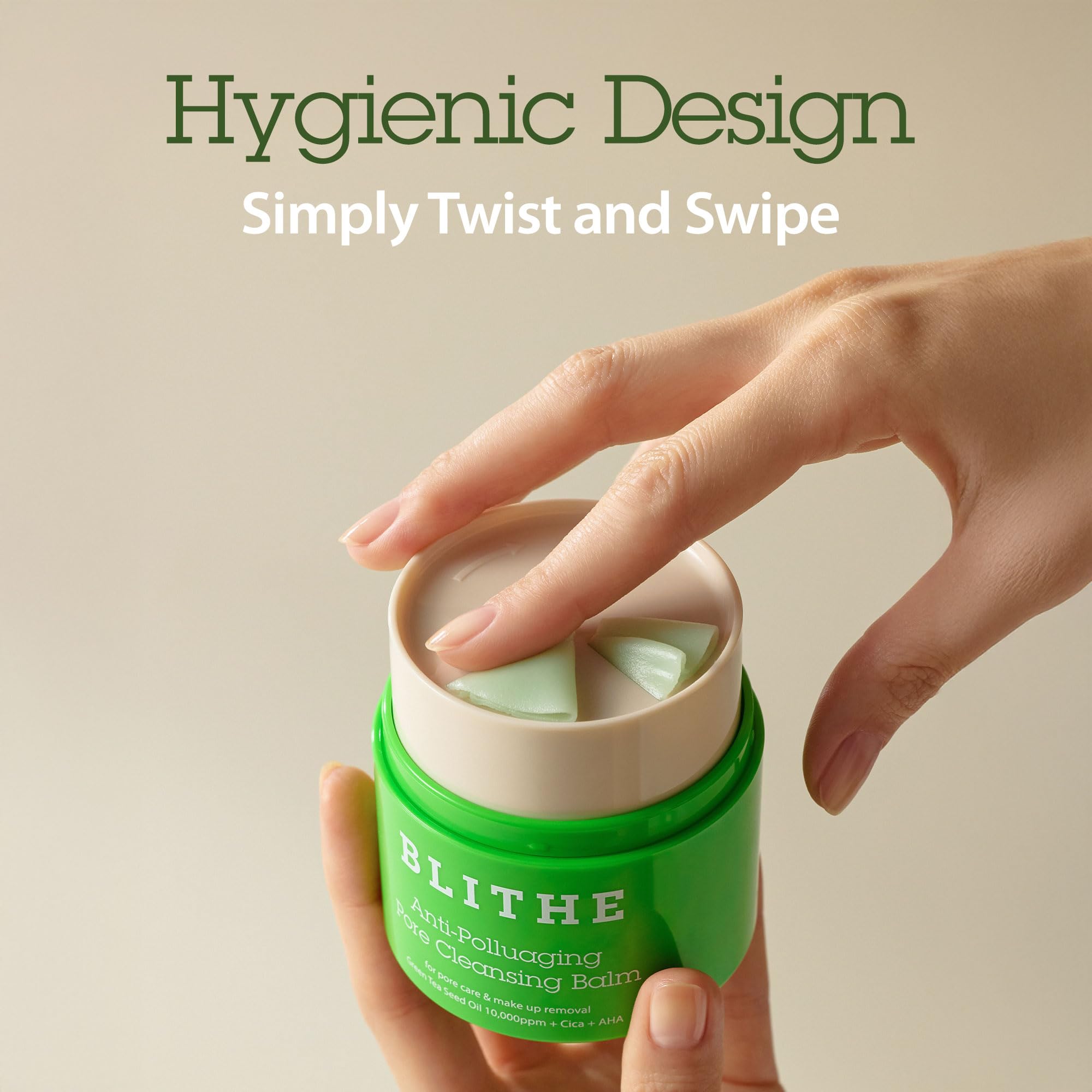 BLITHE – huiles végétales thé vert et jojoba apaisent et assouplissent la peau.