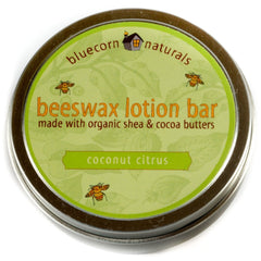 Application facile: hydratation durable mains et corps avec Bluecorn Beeswax.