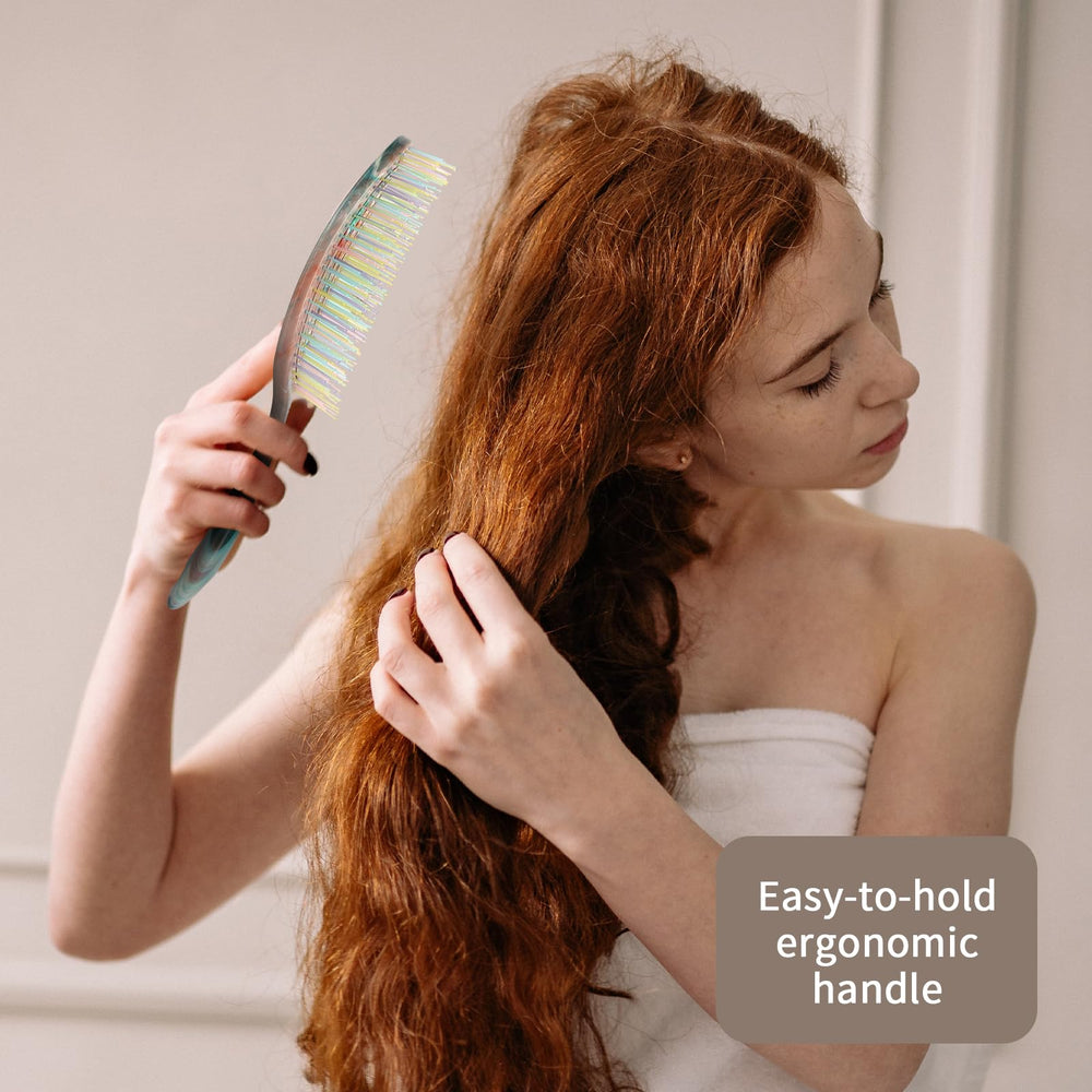 BLUSHMARKS brosse compacte voyage, idéale pour les déplacements.