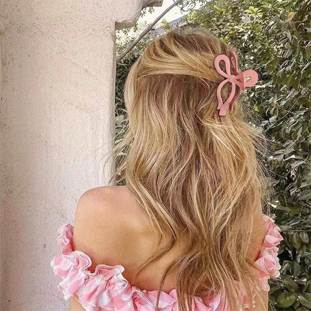 Bmobuo clip papillon rose foncé, parfait pour les tenues de soirée.