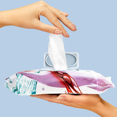Lingettes Body Prescriptions retinol texture douce pour nettoyer et rafraîchir la peau.