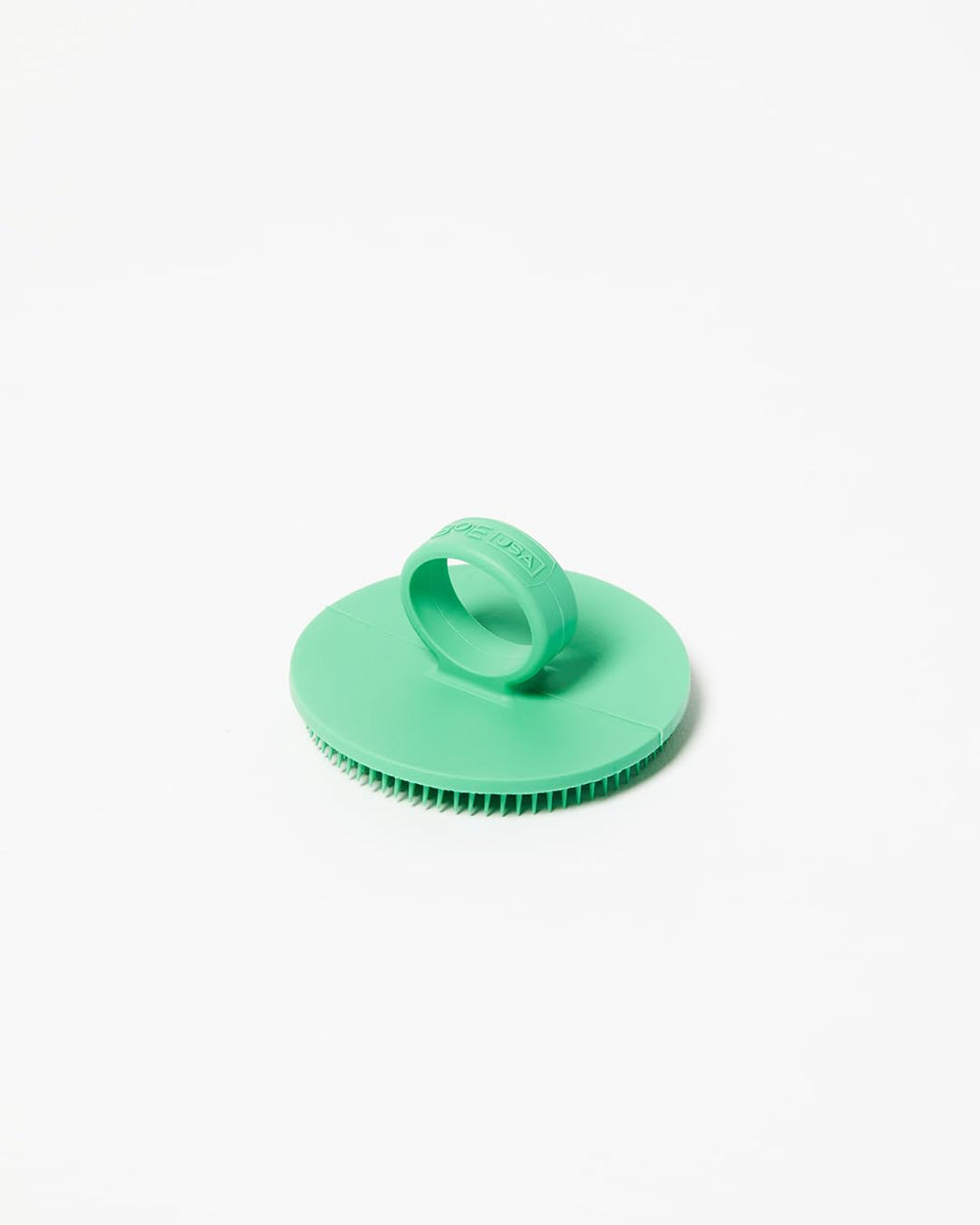 Boie USA Face Scrubber favorise des pores dégagés et un teint plus clair en menthe.
