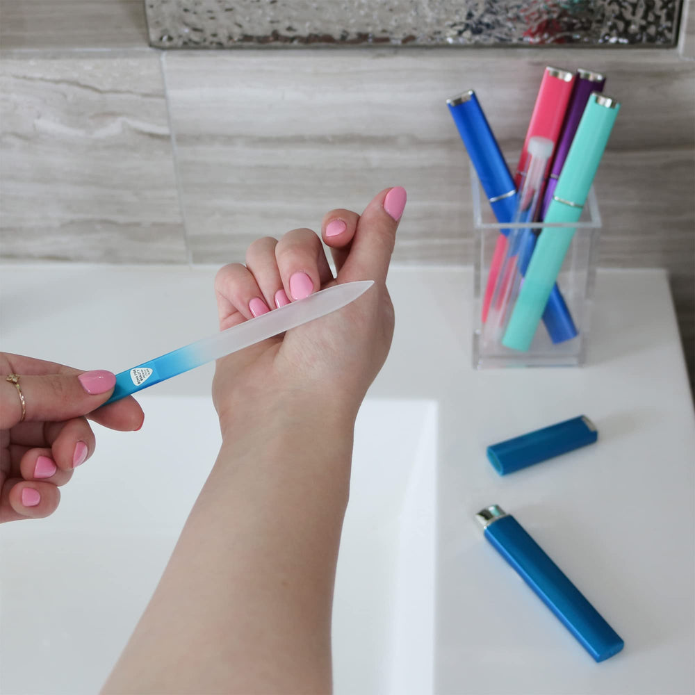 Bona Fide Beauty lime-ongles-conseils-entretien : conseils entretien simples pour préserver le verre.