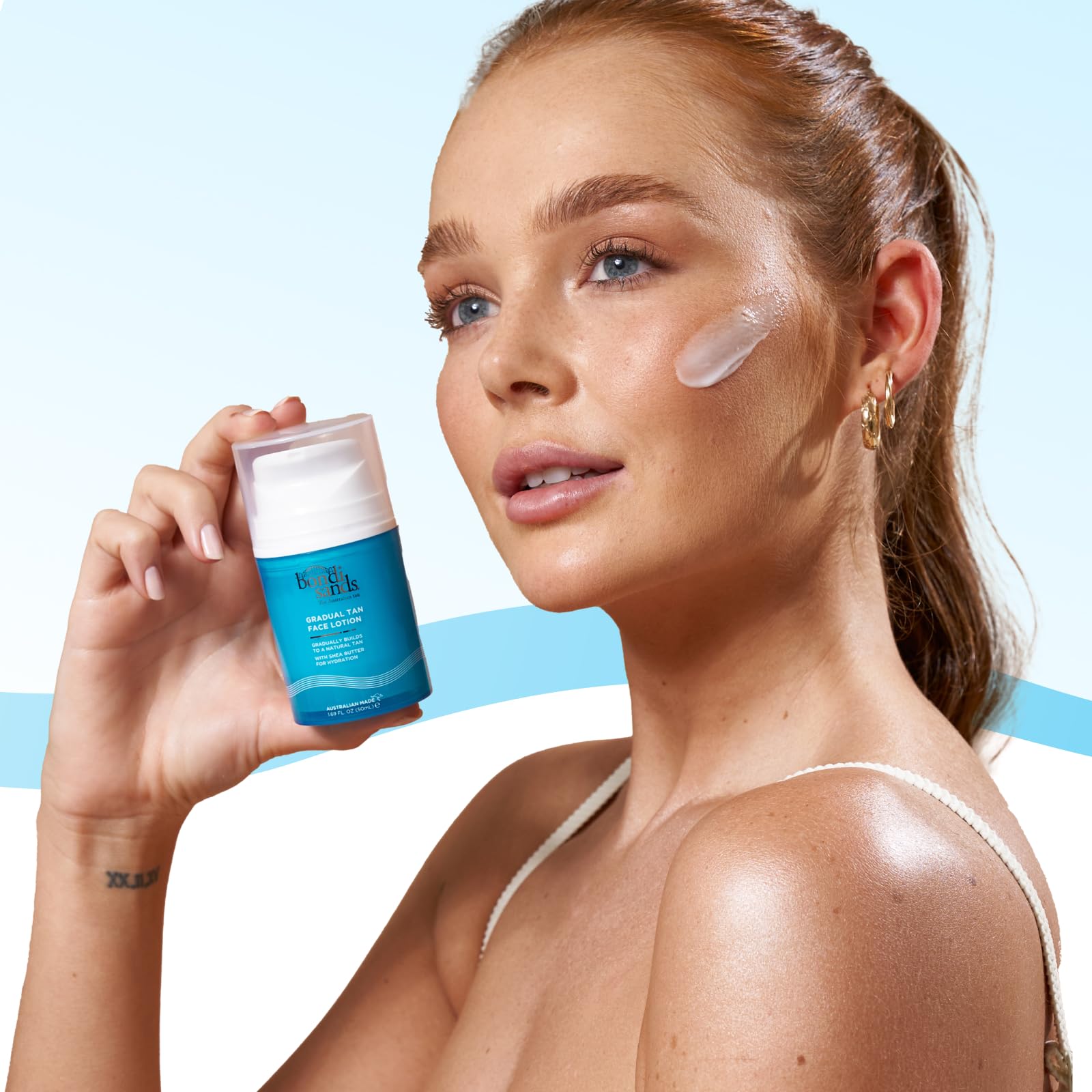 Application facile et progressive pour un hâle naturel Bondi Sands Gradual Tan.