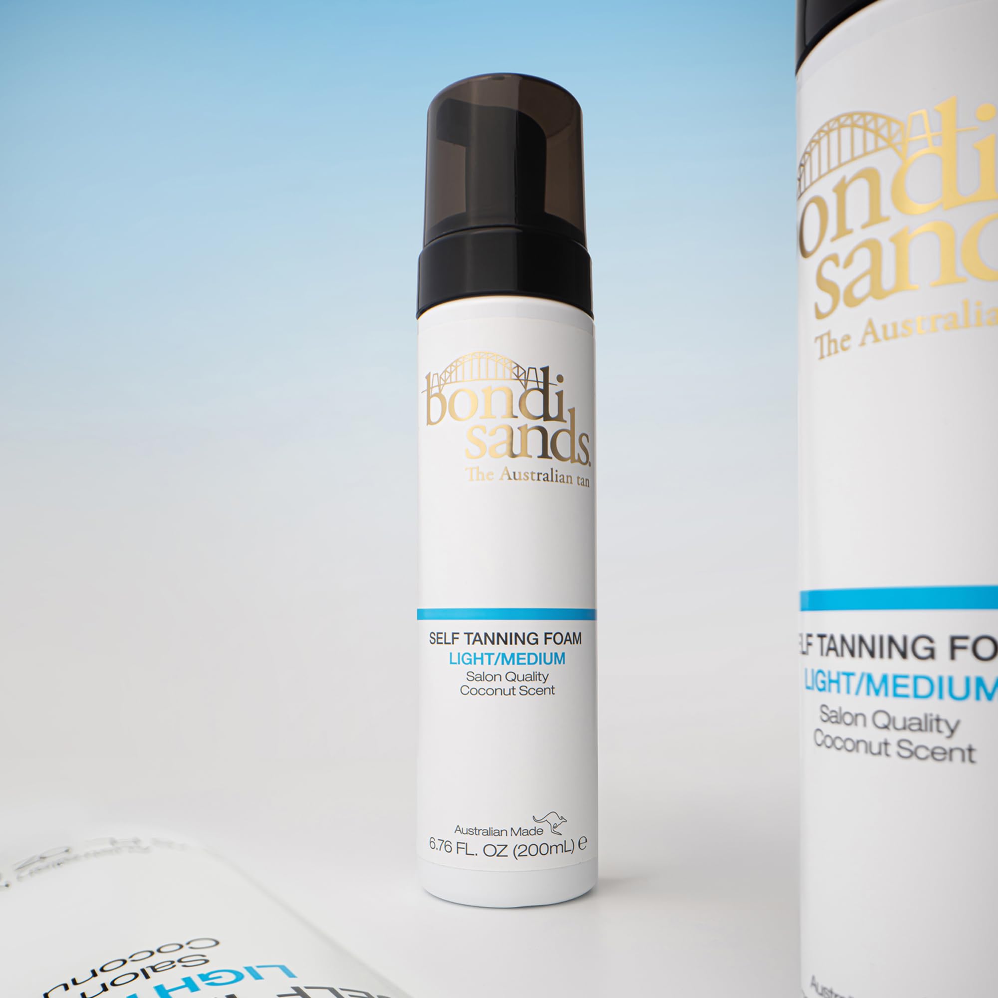 Bondi Sands Mousse autobronzante - couleur bronze après une heure.